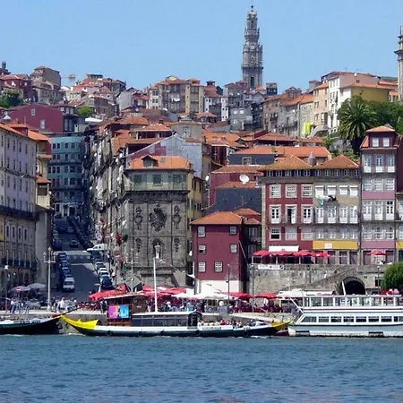 Lovelystay - Sun Loft W/ Balcony Apartment Porto